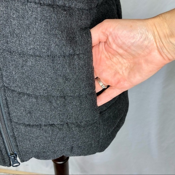 J. Jill dark heather grey puffer vest in brushed flannel type fabric XS - Picture 3 of 9